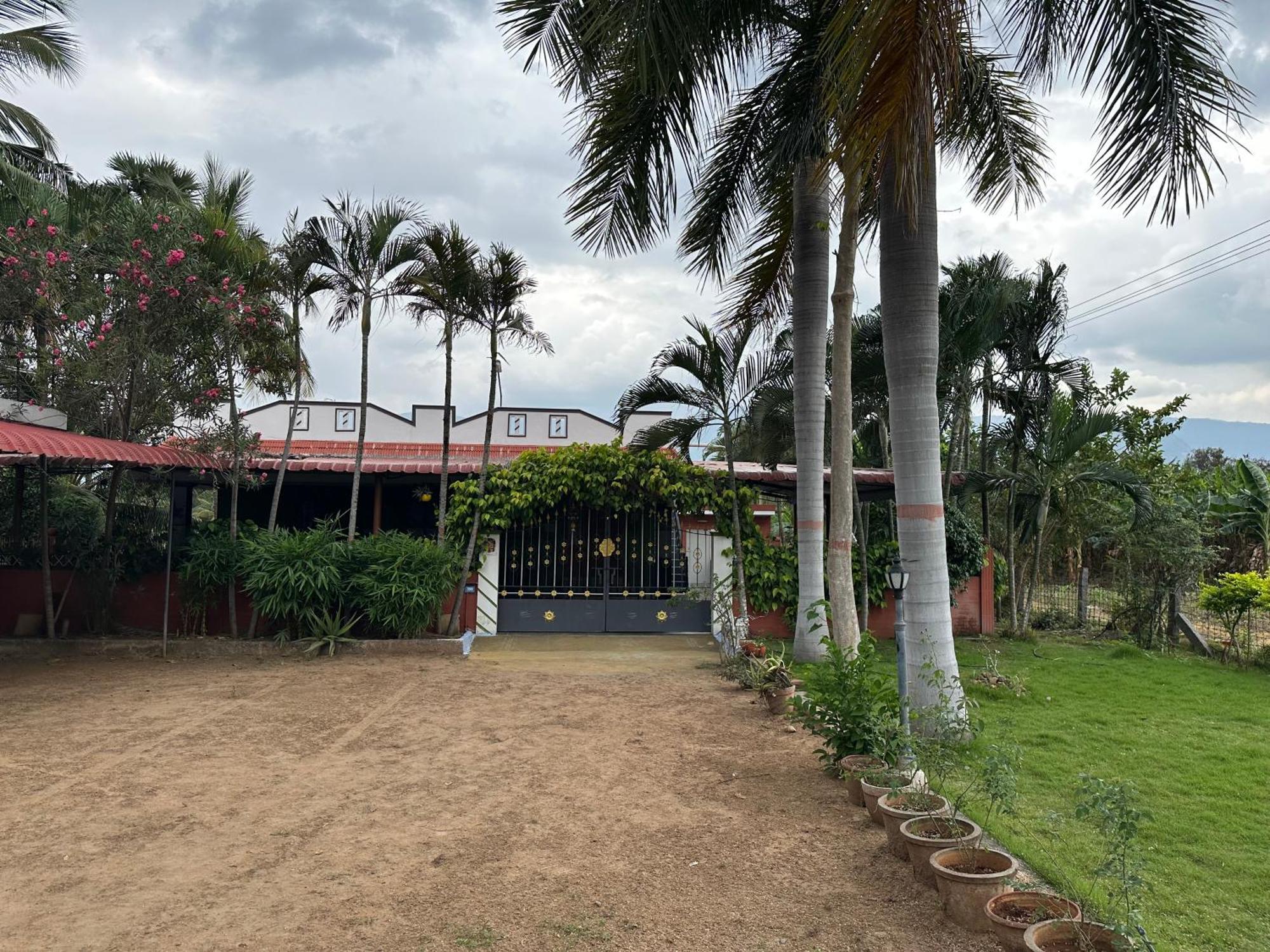 Sakthi Garden Home Stay Erode Exterior photo